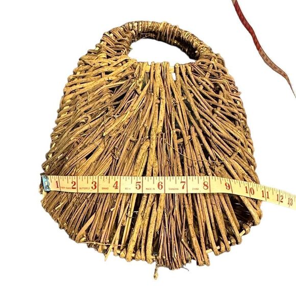 Rustic Flower Basket Wall Decor - Picture 6 of 10